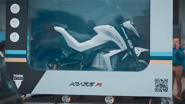 Kratos ഇലക്‌ട്രിക് ബൈക്കിന്റെ ഡെലവിറിക്കായി രസകരമായ വഴിയുമായി Tork Motors, വീഡിയോ കാണാം