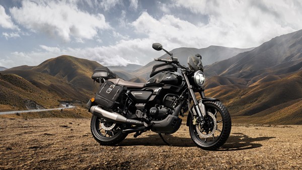 Zeppelin -നും അല്ല Retron -ണും അല്ല Ronin മാത്രം; പുത്തൻ സ്ക്രാംബ്ലർ അവതരിപ്പിച്ച് TVS Zeppelin -നും അല്ല Retron -ണും അല്ല Ronin മാത്രം; പുത്തൻ സ്ക്രാംബ്ലർ അവതരിപ്പിച്ച് TVS