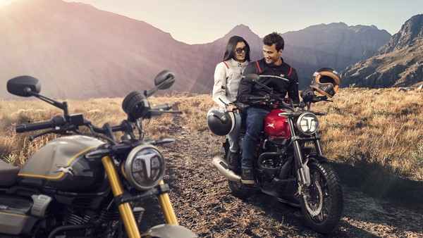 Zeppelin -നും അല്ല Retron -ണും അല്ല Ronin മാത്രം; പുത്തൻ സ്ക്രാംബ്ലർ അവതരിപ്പിച്ച് TVS Zeppelin -നും അല്ല Retron -ണും അല്ല Ronin മാത്രം; പുത്തൻ സ്ക്രാംബ്ലർ അവതരിപ്പിച്ച് TVS