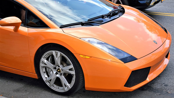 പരമ്പരാഗത വൈപ്പര്‍ ബ്ലേഡുകള്‍ Vs ഫ്രെയിംലെസ്സ് വൈപ്പര്‍ ബ്ലേഡുകള്‍; കൂടുതല്‍ കാര്യങ്ങള്‍ ഇതാ