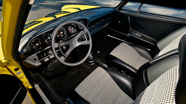 വേഗതയുടെ രാജകുമാരൻ; പോൾ വാക്കറിന്റെ 1973 Porsche 911 Carrera RS 2.7 ലേലത്തിനെത്തുന്നു