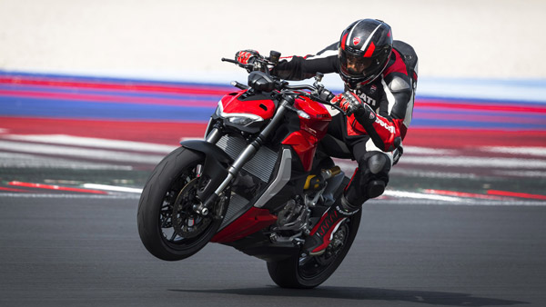 Streetfighter V2 ഇന്ത്യയില്‍ അവതരിപ്പിച്ച് Ducati; വില 17.25 ലക്ഷം രൂപ