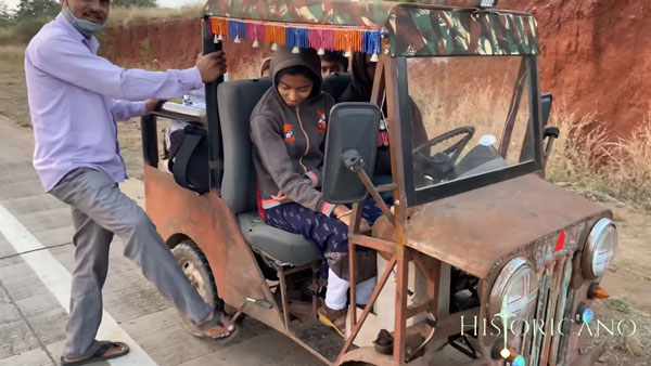 എന്നെ ജോലിക്കെടുക്കൂ സാര്‍...'ഹോംമെയിഡ്' ഇ ജീപ്പ് നിര്‍മിച്ചയാളെ തേടിപ്പിടിക്കാന്‍ ആവശ്യപ്പെട്ട് ആനന്ദ് മഹീന്ദ്ര