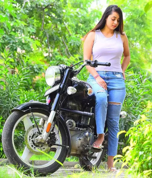 സ്റ്റണ്ട് റൈഡര്‍ 'ബുള്ളറ്റ് റാണി' അറസ്റ്റിലായി; കാരണം ഇതാണ്