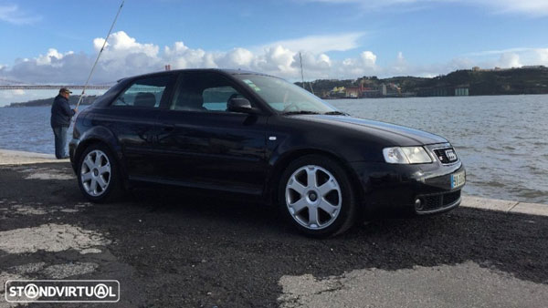 ക്രിസ്റ്റ്യാനോ സ്വന്തമാക്കിയ ആദ്യ കാർ ഇതാണ്; സൂപ്പർ കാറുകൾക്കിടയിൽ ആ 'നോർമൽ' കാറിനെ കുറിച്ചറിയാം