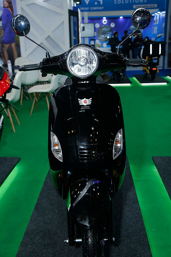 ലൈസന്സ് വേണ്ട, രജിസ്ട്രേഷനും വേണ്ട; പുതിയ ഇലക്ട്രിക് സ്കൂട്ടറുകള് അവതരിപ്പിച്ച് GT Force ലൈസന്സ് വേണ്ട, രജിസ്ട്രേഷനും വേണ്ട; പുതിയ ഇലക്ട്രിക് സ്കൂട്ടറുകള് അവതരിപ്പിച്ച് GT Force