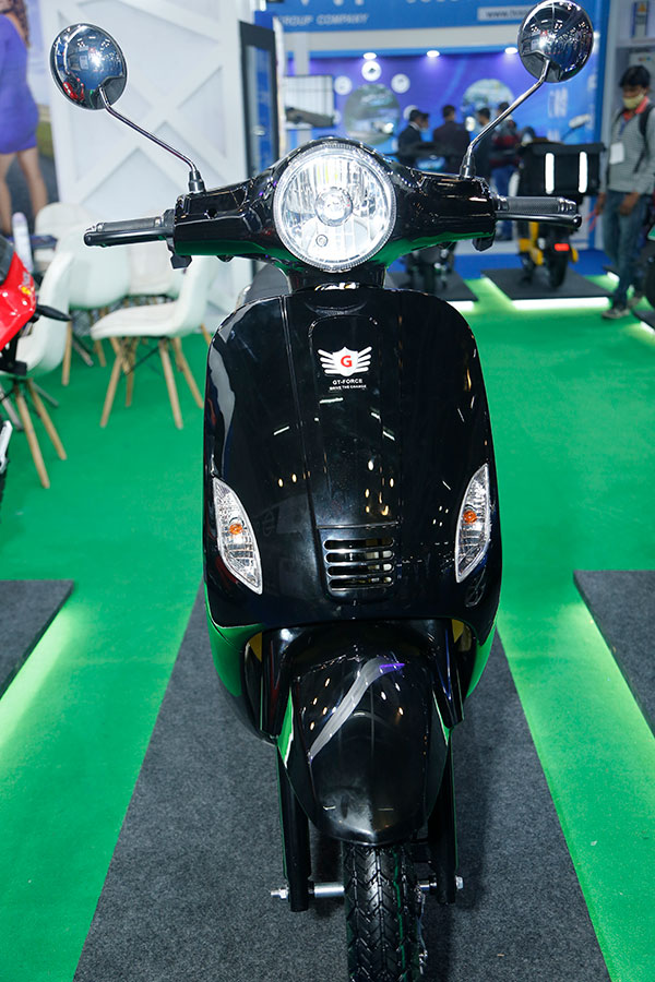 ലൈസന്സ് വേണ്ട, രജിസ്ട്രേഷനും വേണ്ട; പുതിയ ഇലക്ട്രിക് സ്കൂട്ടറുകള് അവതരിപ്പിച്ച് GT Force ലൈസന്സ് വേണ്ട, രജിസ്ട്രേഷനും വേണ്ട; പുതിയ ഇലക്ട്രിക് സ്കൂട്ടറുകള് അവതരിപ്പിച്ച് GT Force