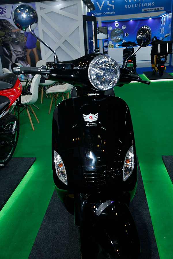 ലൈസന്സ് വേണ്ട, രജിസ്ട്രേഷനും വേണ്ട; പുതിയ ഇലക്ട്രിക് സ്കൂട്ടറുകള് അവതരിപ്പിച്ച് GT Force ലൈസന്സ് വേണ്ട, രജിസ്ട്രേഷനും വേണ്ട; പുതിയ ഇലക്ട്രിക് സ്കൂട്ടറുകള് അവതരിപ്പിച്ച് GT Force