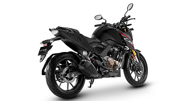 3 കളര് ഓപ്ഷന്, 2 വേരിയന്റ്; CB300F അവതരിപ്പിച്ച് Honda, വില വിവരങ്ങള് അറിയാം 3 കളര് ഓപ്ഷന്, 2 വേരിയന്റ്; CB300F അവതരിപ്പിച്ച് Honda, വില വിവരങ്ങള് അറിയാം