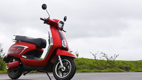 വില 1 ലക്ഷം രൂപ, റേഞ്ച് 200 കി.മീ; പുതിയ JeetX ഇലക്‌ട്രിക് സ്‌കൂട്ടർ അവതരിപ്പിച്ച് iVOOMi