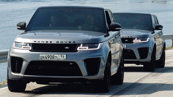 ജെയിംസ് ബോണ്ട് ആരാധകനാണോ? സ്റ്റണ്ട് കാറും ബൈക്കും സ്വന്തമാക്കാന്‍ ഇതാ സുവര്‍ണാവസരം