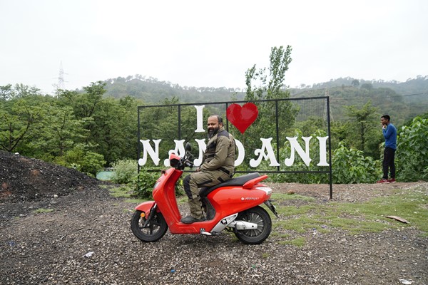 കന്യാകുമാരി മുതൽ കാശ്മീർ വരെ ബൗൺസ് ഇലക്‌ട്രിക് സ്കൂട്ടറിൽ; ചരിത്രം കുറിച്ച് ഒരു മംഗലാപുരംകാരൻ