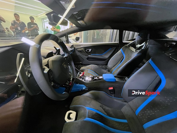 വില 4.04 കോടി രൂപ, Lamborghini Huracan Tecnica സൂപ്പർ കാറും ഇന്ത്യയിലെത്തി 