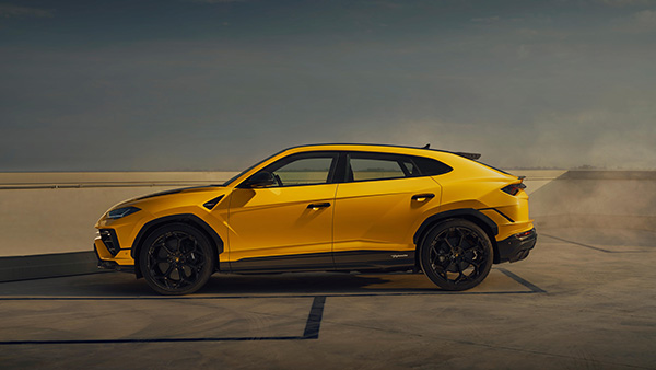 കാലുകൊടുത്താൽ കുതിച്ചുപായാം, പുതിയ Urus Performante വേരിയന്റുമായി Lamborghini 