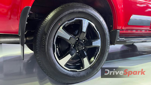 Scorpio ക്ലാസിക്കിന്റെ വില പ്രഖ്യപിച്ച് Mahindra; വില വിവരങ്ങള്‍ ഇങ്ങനെ