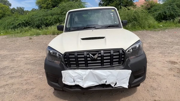 ഇൻഫൊടെയിൻമെന്റ് സിസ്റ്റം പോലും ഇല്ലെന്നേ! Scorpio Classic ബേസ് മോഡലിനെ Mahindra ഒരുക്കിയിരിക്കുന്നത് ഇങ്ങനെ