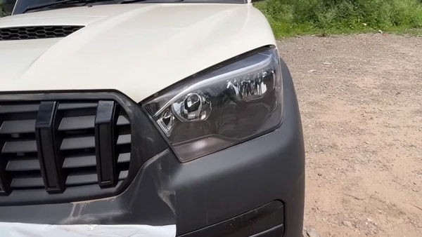 ഇൻഫൊടെയിൻമെന്റ് സിസ്റ്റം പോലും ഇല്ലെന്നേ! Scorpio Classic ബേസ് മോഡലിനെ Mahindra ഒരുക്കിയിരിക്കുന്നത് ഇങ്ങനെ