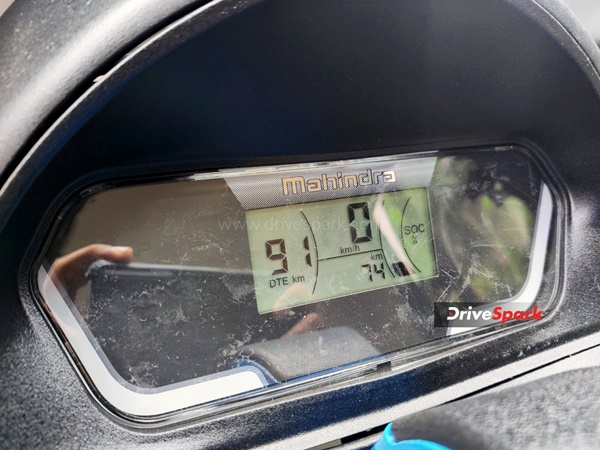 മഹീന്ദ്ര സോര്‍ ഗ്രാന്‍ഡ് ഇലക്ട്രിക് ത്രീവീലര്‍ വിപണിയിലിറക്കി; വിലവിവരങ്ങള്‍ അറിയാം