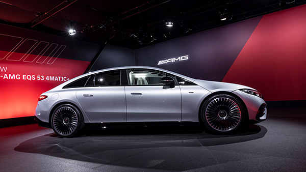 AMG EQS 53 4Matic+ ഇലക്ട്രിക് സെഡാനെ അവതരിപ്പിച്ച് Mercedes Benz; വില 2.45 കോടി രൂപ