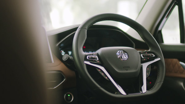 75ലധികം കണക്ടഡ് കാര്‍ ഫീച്ചറുകളുമായി Gloster എസ്‌യുവിയുടെ പുത്തൻ മോഡൽ വിപണിയിൽ; വില 31.99 ലക്ഷം രൂപ