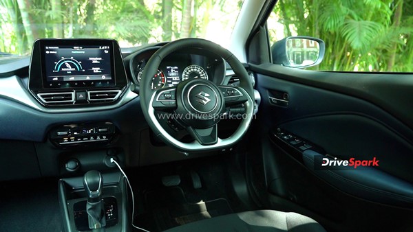 മാരുതിയുടെ അഭിമാനമാകാന്‍ ബലേനോ ക്രോസ് ; അരങ്ങേറ്റം 2023 ഓട്ടോ എക്‌സ്‌പോയില്‍