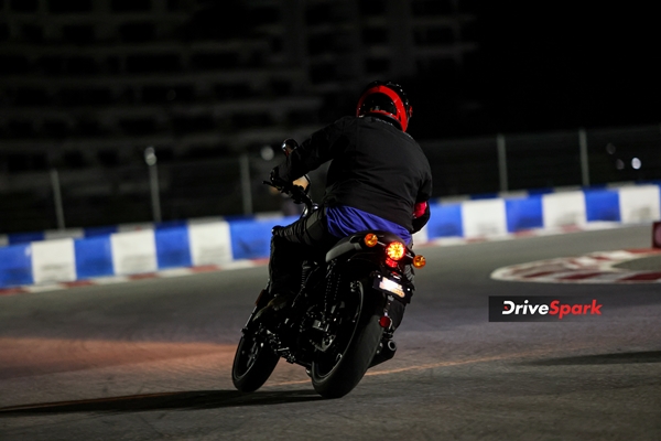 വേട്ട ആരംഭിക്കാന്‍ Royal Enfield Hunter 350 എത്തി; റിവ്യൂ വിശേഷങ്ങള്‍ ഇതാ