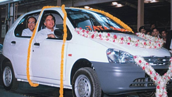 75-ാം സ്വാതന്ത്ര്യദിനം; ഇന്ത്യന്‍ വിപണിയെ ജനപ്രീയമാക്കിയ കാറുകള്‍ ഇതാ