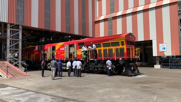 ഇന്ത്യയിലെ ഏറ്റവും കരുത്തുറ്റ ലോക്കോമോട്ടീവ് 'WDG-6G ഡീസൽ' ഇന്ത്യയിലെ ഏറ്റവും കരുത്തുറ്റ ലോക്കോമോട്ടീവ് 'WDG-6G ഡീസൽ'