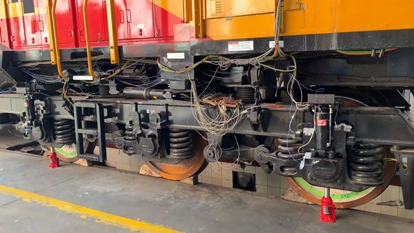 ഇന്ത്യയിലെ ഏറ്റവും കരുത്തുറ്റ ലോക്കോമോട്ടീവ് 'WDG-6G ഡീസൽ' ഇന്ത്യയിലെ ഏറ്റവും കരുത്തുറ്റ ലോക്കോമോട്ടീവ് 'WDG-6G ഡീസൽ'