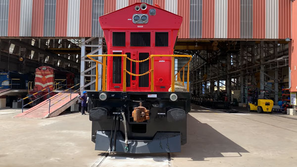 ഇന്ത്യയിലെ ഏറ്റവും കരുത്തുറ്റ ലോക്കോമോട്ടീവ് 'WDG-6G ഡീസൽ' ഇന്ത്യയിലെ ഏറ്റവും കരുത്തുറ്റ ലോക്കോമോട്ടീവ് 'WDG-6G ഡീസൽ'