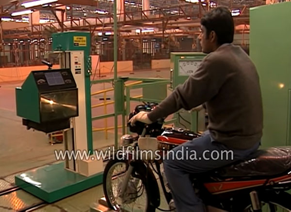 യമഹ RX100 പ്രേമികളേ ഇതിലേ; നിങ്ങളുടെ പ്രിയ വാഹനത്തിന്റെ നിര്‍മാണം കാണാം