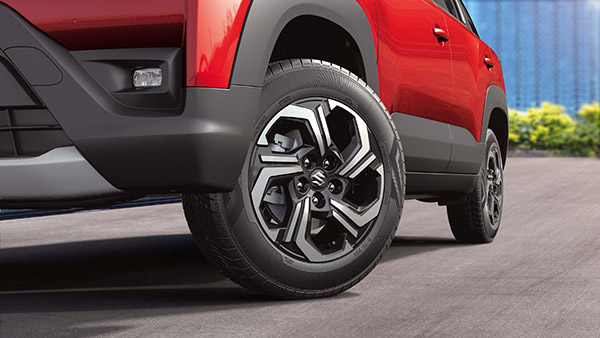 Maruti Suzuki! നിങ്ങൾ ഒരു സംഭവം തന്നെ; പുത്തൻ ബലേനോ ക്രോസിൻ്റെ സ്പൈ ചിത്രങ്ങൾ കാണാം