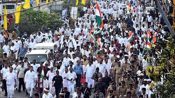 ഭാരത് ജോഡോ യാത്രയ്ക്കിടെ രാഹുല്‍ ഗാന്ധിയും കോണ്‍ഗ്രസ് പ്രവര്‍ത്തകരും അന്തിയുറങ്ങുക 'ട്രക്ക് ഹോമുകളില്‍' 