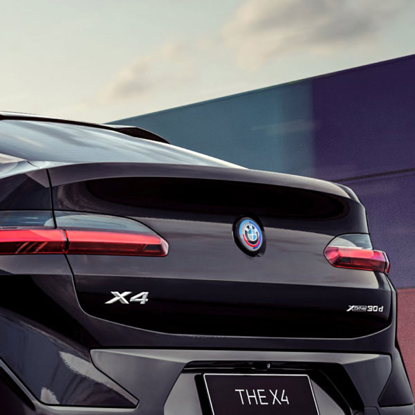 X4 50 Jahre M എഡിഷന്‍ ഇന്ത്യയില്‍ അവതരിപ്പിച്ച് BMW; വില 72.90 ലക്ഷം രൂപ