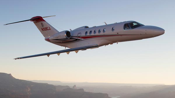 പറപ്പിച്ച് വിട് പാപ്പാ! സ്വകാര്യ പൈലറ്റ് ലൈസൻസ് ഉണ്ടെങ്കിൽ വിദേശത്തേക്ക് പറപ്പിക്കാൻ പറ്റുമോ