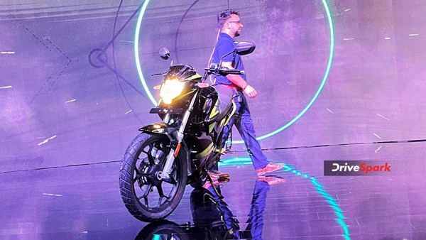 പൂര്‍ണ ചാര്‍ജില്‍ 150 കിലോമീറ്റര്‍; OXO ഇലക്ട്രിക് മോട്ടോര്‍സൈക്കിള്‍ അവതരിപ്പിച്ച് HOP