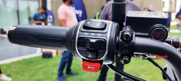 പൂര്‍ണ ചാര്‍ജില്‍ 150 കിലോമീറ്റര്‍; OXO ഇലക്ട്രിക് മോട്ടോര്‍സൈക്കിള്‍ അവതരിപ്പിച്ച് HOP