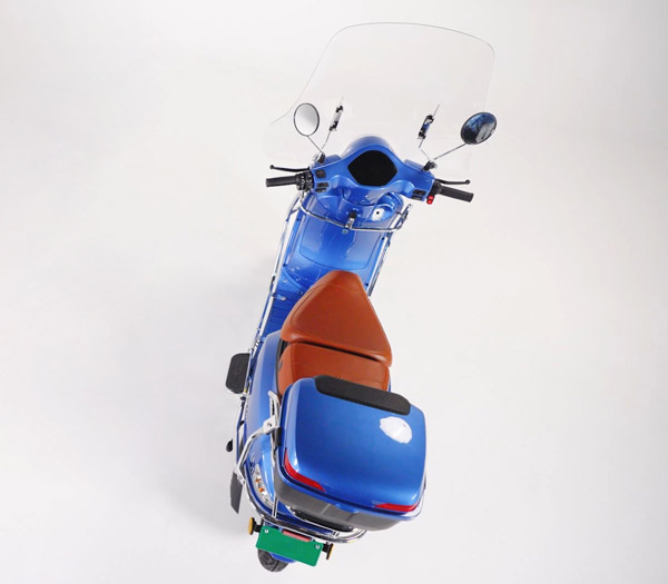 വലിയ TFT ഡിസ്‌പ്ലേയും ഫയർ-റെസിസ്റ്റൻസുള്ള ബാറ്ററി പായ്ക്കും, Komaki Venice Eco ഇലക്‌ട്രിക് സ്‌കൂട്ടർ വിപണിയിലേക്ക്