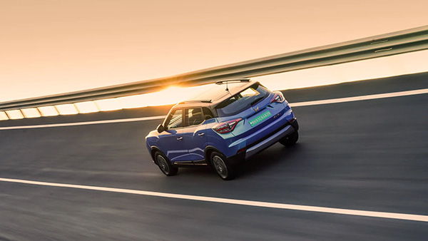 456 കി.മീ റേഞ്ചുമായി മഹീന്ദ്ര XUV400 ഇലക്ട്രിക്ക്; ഇനി നെക്‌സോണ്‍ ഇത്തിരി വിയര്‍ക്കും