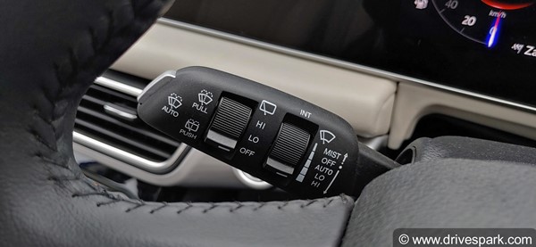 ദീപാവലിക്ക് ചിലവ് കൂടും; മഹീന്ദ്ര ആരാ മോൻ