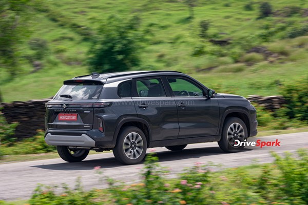 വില പ്രഖ്യാപനത്തിന് മുമ്പ് ഹിറ്റടിച്ച് Maruti Grand Vitara; കൈയ്യിൽ കിട്ടാൻ കാത്തിരിക്കേണ്ടത് 5.5 മാസം വില പ്രഖ്യാപനത്തിന് മുമ്പ് ഹിറ്റടിച്ച് Maruti Grand Vitara; കൈയ്യിൽ കിട്ടാൻ കാത്തിരിക്കേണ്ടത് 5.5 മാസം