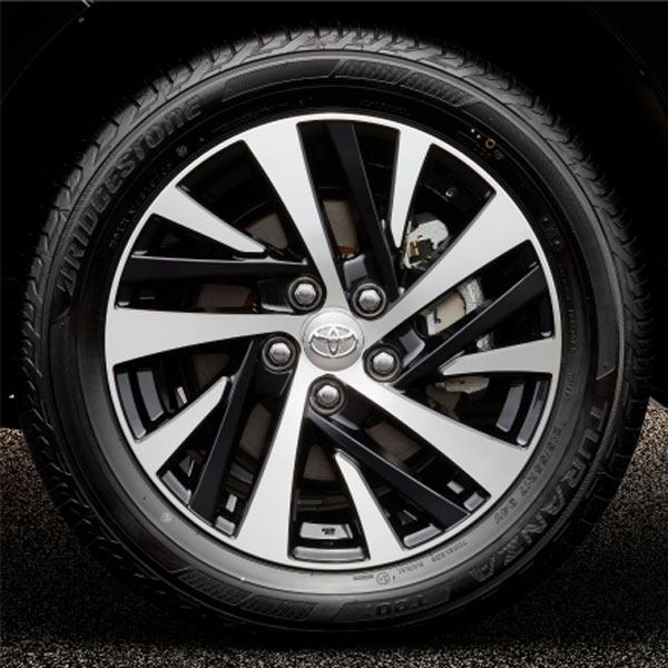 തിരുമ്പി വരുവേന്‍; ടൊയോട്ട ഇന്നോവ ക്രിസ്റ്റ ഡീസല്‍ 2023 ജനുവരിയില്‍ വില്‍പ്പനക്കെത്തുമെന്ന്