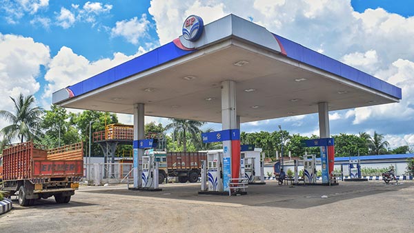 രാവിലെ വണ്ടിയില്‍ പെട്രോള്‍ അടിച്ചാല്‍ നല്ല മൈലേജ് ലഭിക്കുമോ? എന്താണ് സത്യം?