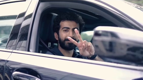 അഞ്ചു വര്‍ഷത്തെ സ്വപ്‌നം; 'ഡാര്‍ലിങ്' BMW 3 സീരീസ് സ്വന്തമാക്കി റോഷന്‍ മാത്യു 