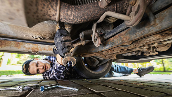 തുരുമ്പെടുത്ത് നശിക്കാതെ കാർ സൂക്ഷിക്കാം. അഞ്ച് പോംവഴികൾ