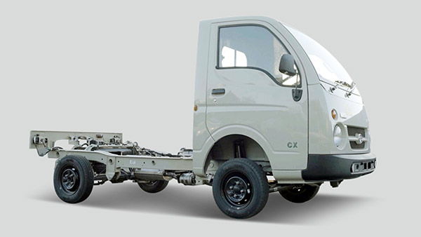 മികച്ച പ്രകടനവും കൂടുതല്‍ ലാഭവും; വാണിജ്യ വാഹനങ്ങള്‍ക്കായി സിന്തറ്റിക് എഞ്ചിന്‍ ഓയില്‍ അവതരിപ്പിച്ച് ടാറ്റ