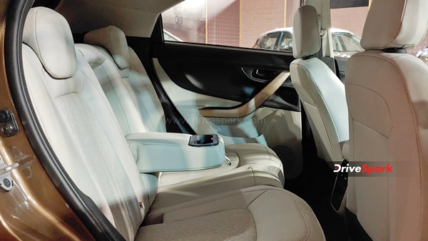 Nexon ഇലക്‌ട്രിക്കിനും ജെറ്റ് എഡിഷൻ സമ്മാനിച്ച് Tata Motors, വില 17.50 ലക്ഷം രൂപ മുതൽ