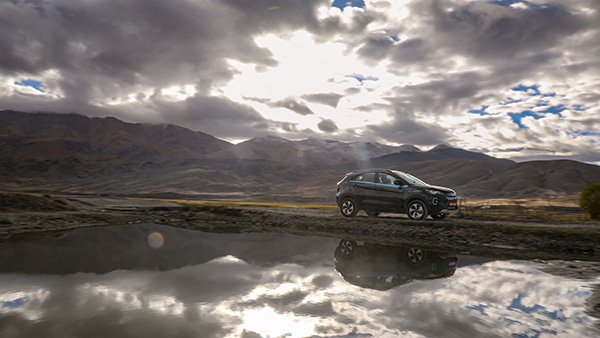 റെക്കോർഡിട്ട് Tata Nexon EV; ഉംലിംഗ് ലാ പാസില്‍ എത്തിയ ലോകത്തിലെ ആദ്യത്തെ ഇലക്ട്രിക് കാർ 