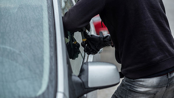 27 വര്‍ഷം കൊണ്ട് മോഷ്ടിച്ചത് 5000 വാഹനങ്ങള്‍; കുപ്രസിദ്ധ വാഹന മോഷ്ടാവ് വലയില്‍