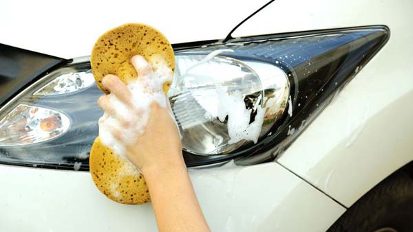 പ്രളയം ബാധിച്ച സെക്കന്ഡ് ഹാന്ഡ് കാറുകള് എങ്ങനെ തിരിച്ചറിയാം? പ്രളയം ബാധിച്ച സെക്കന്ഡ് ഹാന്ഡ് കാറുകള് എങ്ങനെ തിരിച്ചറിയാം?